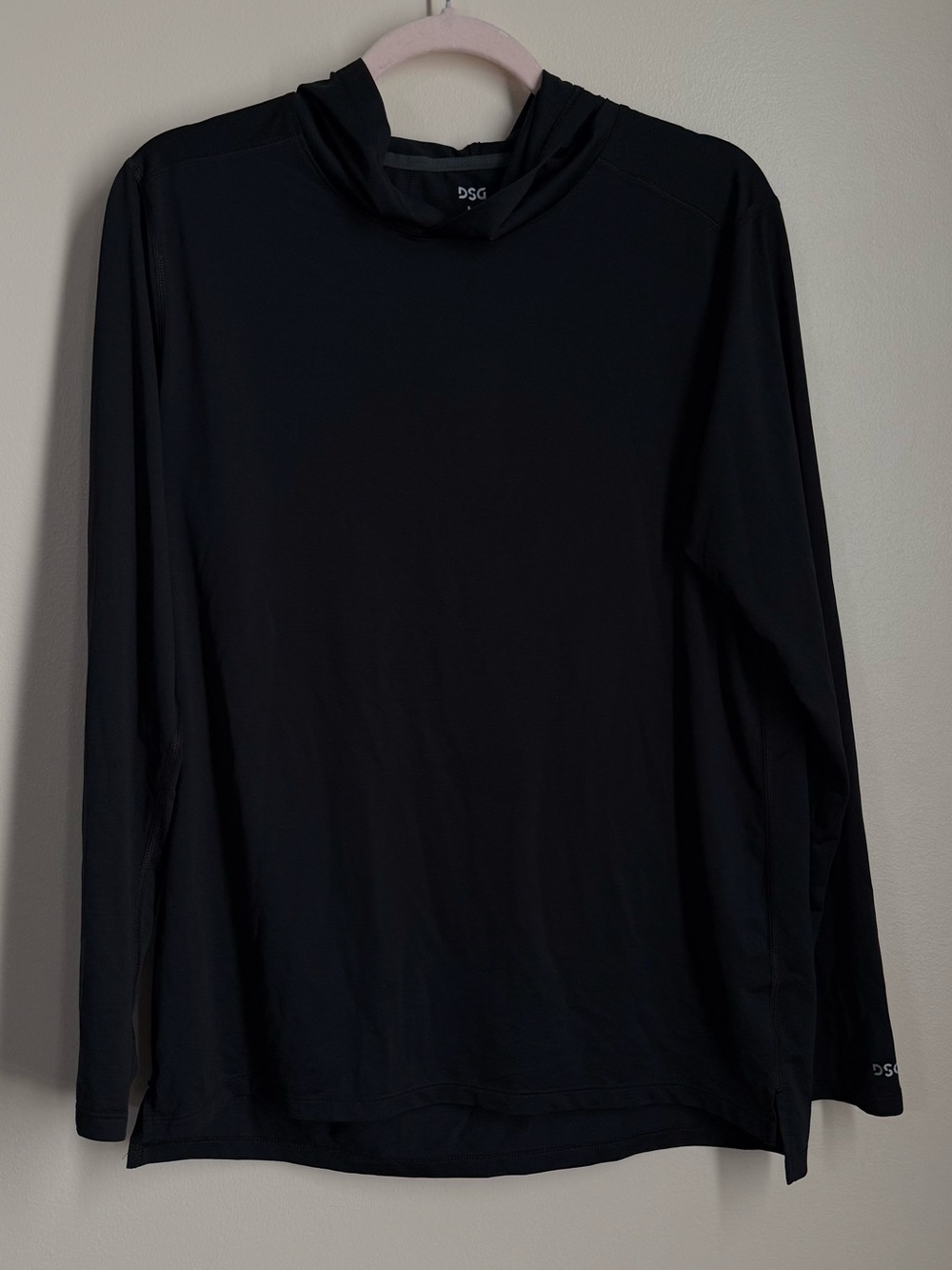 DSG Solid Black Long Sleeve Hooded Shirt Size Med Workout Athletic Hyrox Running